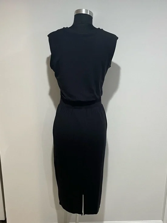 Athleta Black Sleeveless Midi Dress - Picture 3 of 5